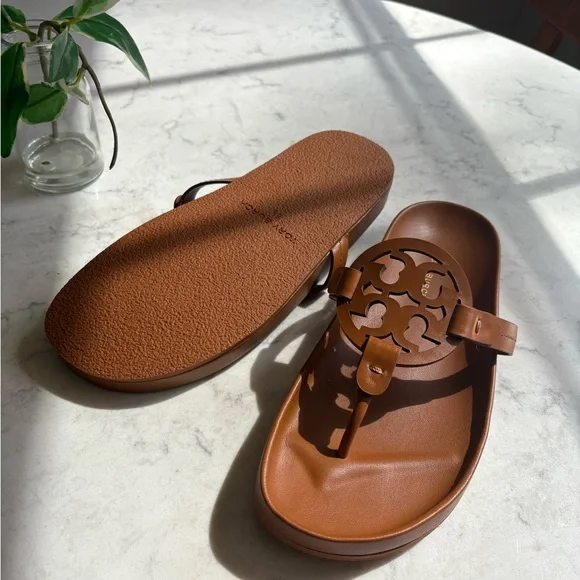 Tory Burch Thong Sandal 6.5 Brand NEW - Picture 5 of 10